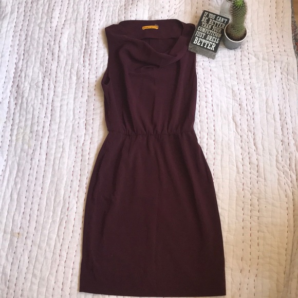 alice and olivia burgundy dress